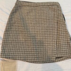 Abercrombie & Fitch Black and White Pencil Skirt